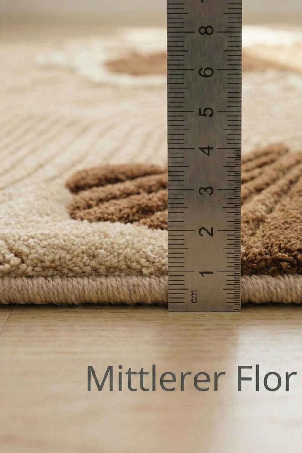 Hand-tufted wool rug