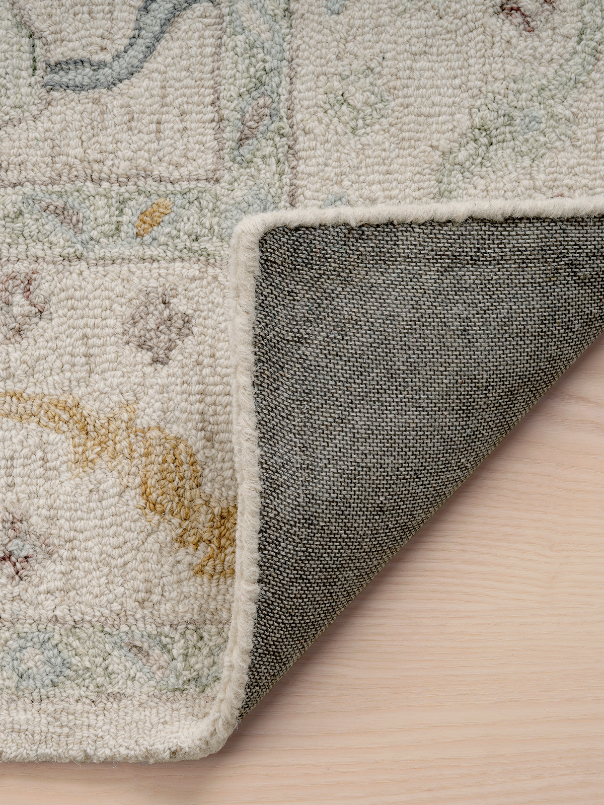 Exclusive wool rug