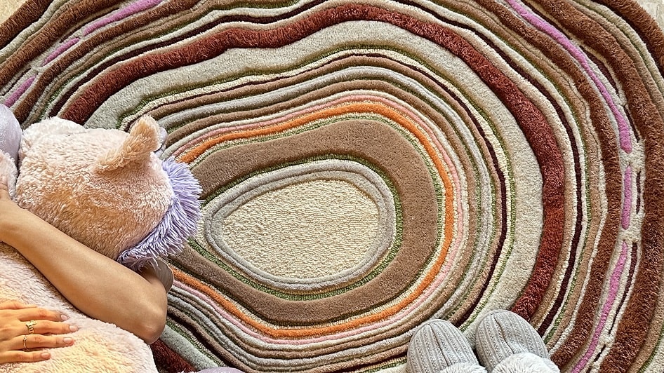 Textured wool rug made of New Zealand wool