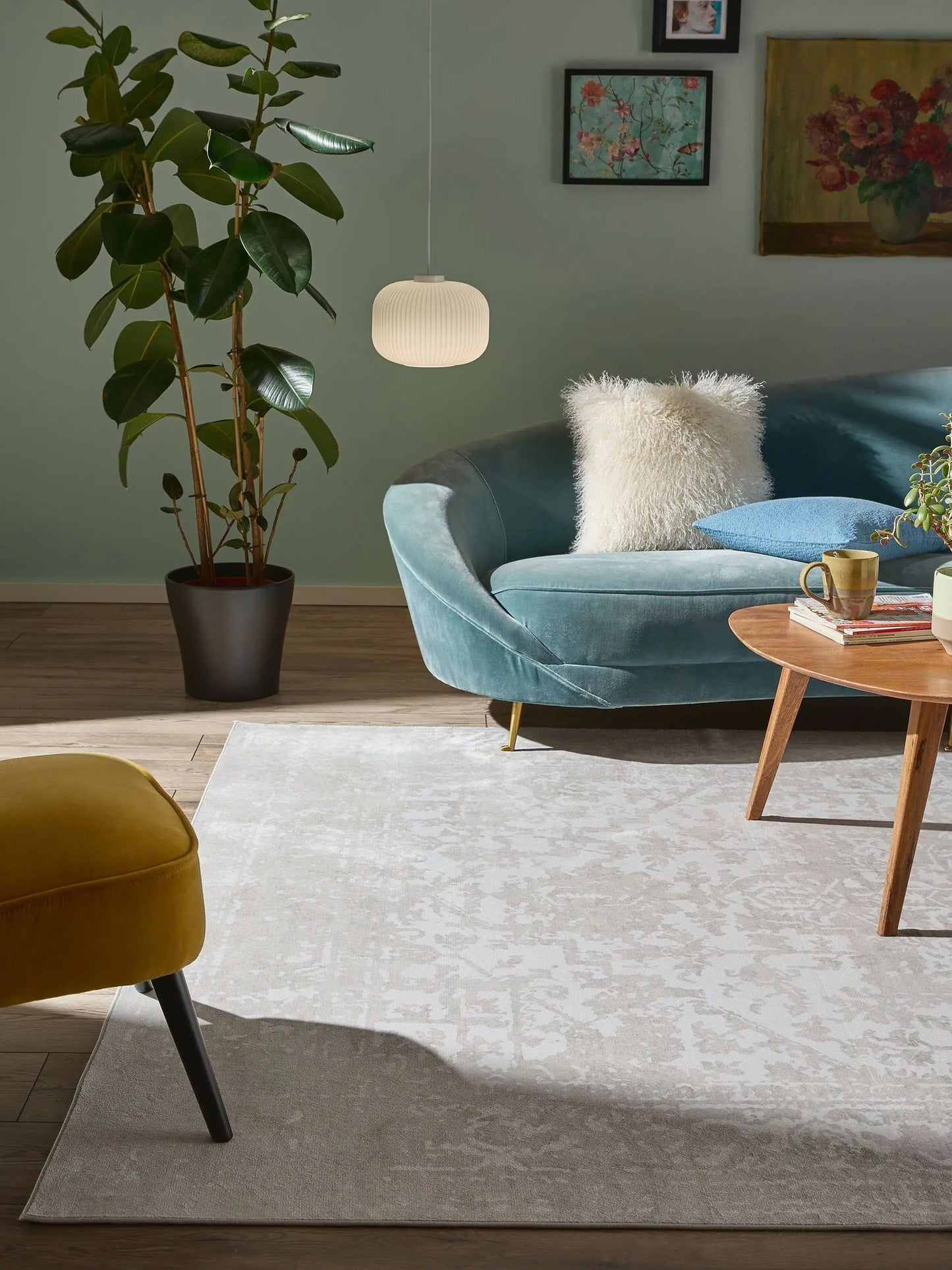 Washable vintage rug